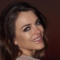 Elizabeth Hurley Nude