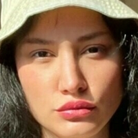 Derin Uslu Nude