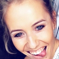 Laura Papendick Nude