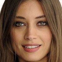 Margareth Madè Nude