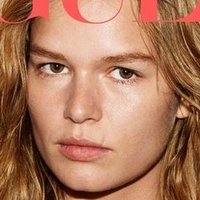 Anna Ewers Nude