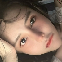 Trương Khả Trân Nude