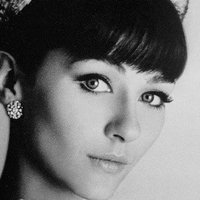 Melanie Hampshire Nude