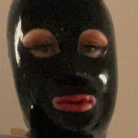 bee_the_rubber_doll Nude