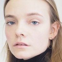 Nimue Smit Nude