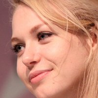 Penelope Mitchell Nude