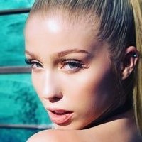 Arielle Raycene Nude