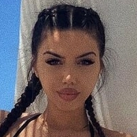 Rashel Kolaneci Nude