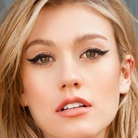 Katherine McNamara Nude