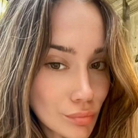 Gloria-Sophie Burkandt Nude