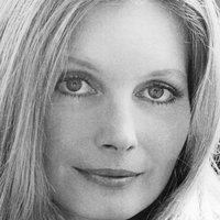 Catherine Schell Nude