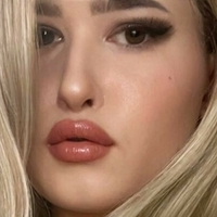 Holly Hawthorne Nude