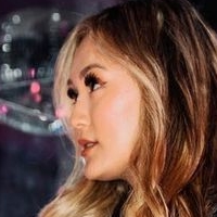 Lauren Riihimaki Nude