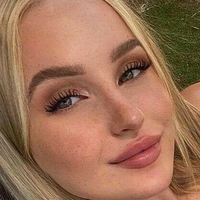 Mikayla Hamilton Nude