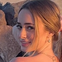 Charlotte Bregman Nude