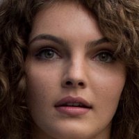 Camren Bicondova Nude