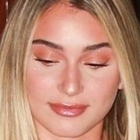 Camaryn Swanson Nude