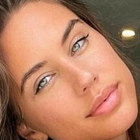 Brtmanuela Nude