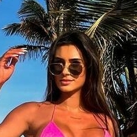 Larissa Dalpasquale Nude