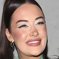 Brooke Schofield Nude