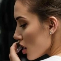 Emily Pellegrini Nude