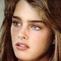 Brooke Shields Nude