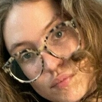 ella-enchanted2 Nude