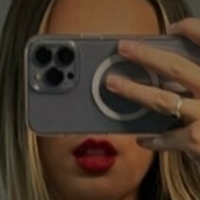 Courtney Higgins Nude