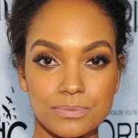 Lyndie Greenwood Nude