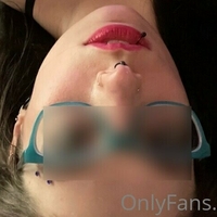 ghostlygothx Nude