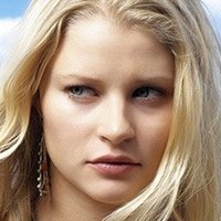 Emilie de Ravin Nude