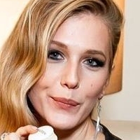 Karina Andolenko Nude