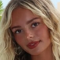 brontesheppeard Nude