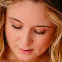 Fullerbustbestie Nude