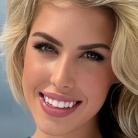 Isabella Maria DeLuca Nude