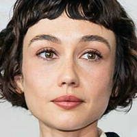 Sydney Chandler Nude