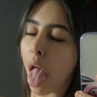 Katiaofficielle Nude