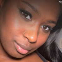 tessathomasfree Nude