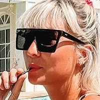 dabbleandtravel Nude