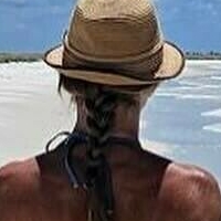 officialtriciahelfer Nude