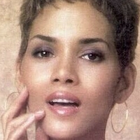 Halleb Berry Nude