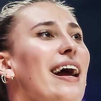 Ekaterina Antrópova Nude