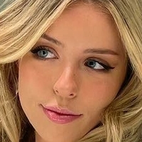 Zoe Prendiville Nude