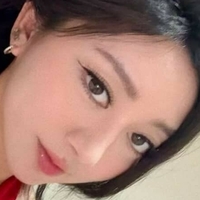 belh_ Nude