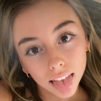 sarahughes Nude