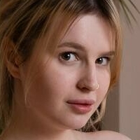 Elis Benson Nude