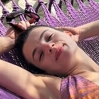 Zoe Steiner Nude