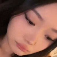 Viviiiii Nude