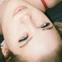 lady.red._ Nude
