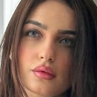 Yasmine Ezz Nude